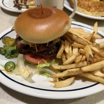 IHOP - Breakfast & Brunch Near Me - Chicago, Illinois