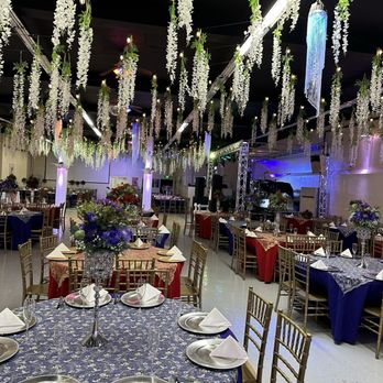 Salon Playa Las Tunas - Lindos salón de fuestas - Venues & Event Spaces Near Me - Los Angeles, California Salon Playa Las Tunas - Lindos salón de fuestas - Venues & Event Spaces Near Me - Los Angeles, California