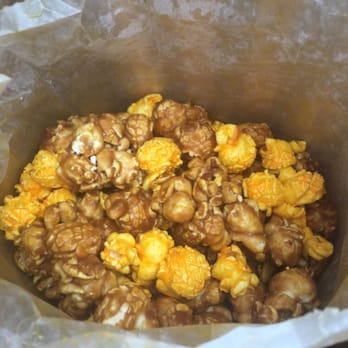 Garrett Popcorn Shops - Garrett Mix - Irresistible!! - Popcorn Shops Near Me - Chicago, Illinois Garrett Popcorn Shops - Garrett Mix - Irresistible!! - Popcorn Shops Near Me - Chicago, Illinois