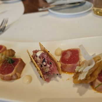 Le Pavillon - Lunch- Duo of Yellowfin Tuna- Fennel pollen, socca crisp, tonnato sauce. Very tasty - French Near Me - New York, New York