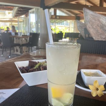 Oasis on the Beach - Caballero Cocktail - Hawaiian Near Me - Kapaa, Hawaii Oasis on the Beach - Caballero Cocktail - Hawaiian Near Me - Kapaa, Hawaii