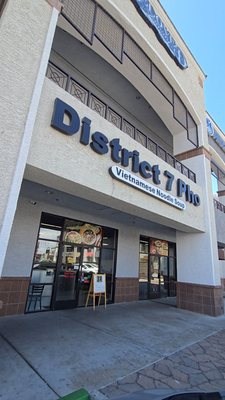 District 7 Pho by null