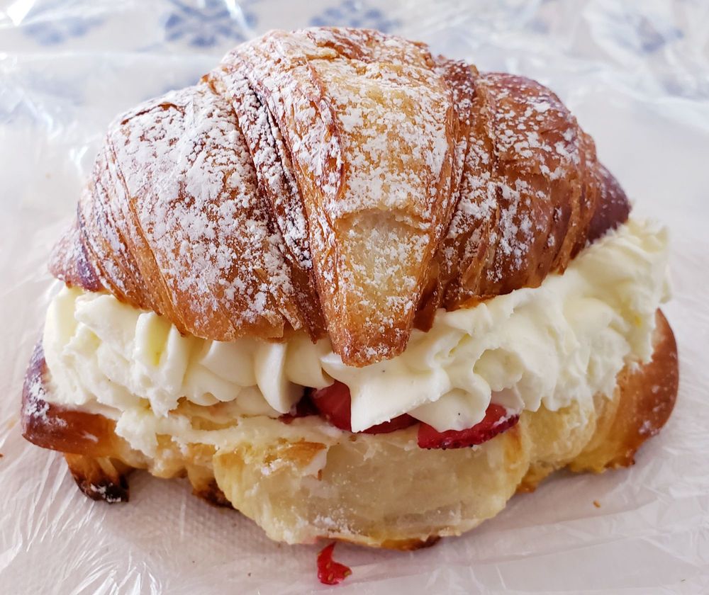 La Panaderia Bakery and Café 