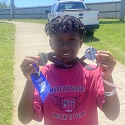 SportsCom - A kid who won track at sportsCom