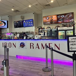 Iron Ramen - Inside