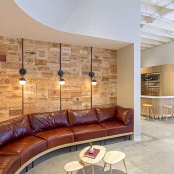 Vinfolio office