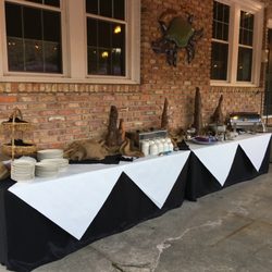 Heads & Tails Seafood