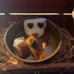 Ling Kitchen - Peking Duck with Caviar