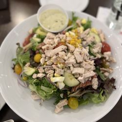 Stave Regional Kitchen & Lounge - Grilled Chicken Cobb Salad