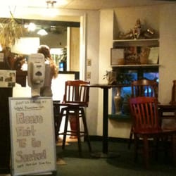 Kham's Thai Cuisine - The entrance.