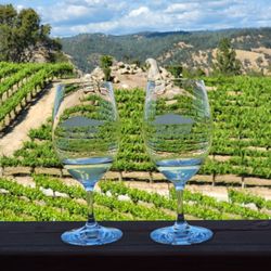 Gold Hill Vineyard & Brewery - Tasting on the balcony