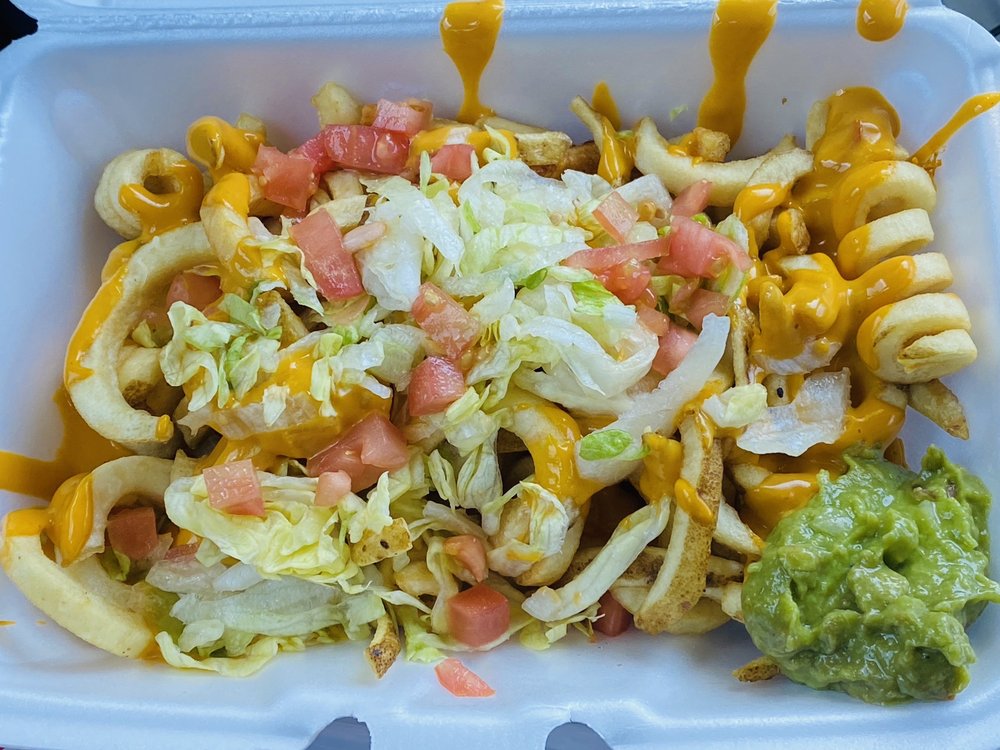 TWISTERS BURGERS AND BURRITOS Updated August 2024 29 Photos & 42