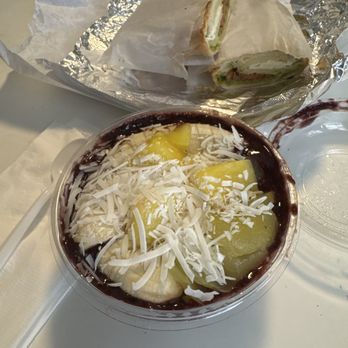 Lex Grill and Juice Bar - dragon açaí bowl and mozz pesto melt - Juice Bars & Smoothies Near Me - New York, New York Lex Grill and Juice Bar - dragon açaí bowl and mozz pesto melt - Juice Bars & Smoothies Near Me - New York, New York