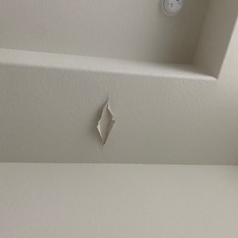 Brightland Homes - leak in ceiling - Home Developers Near Me - Pflugerville, Texas Brightland Homes - leak in ceiling - Home Developers Near Me - Pflugerville, Texas