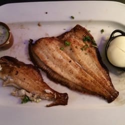 De Vlasakkers - Verdorie, de scholfilet was zo lekker, dat ik er al eentje half ophad, toen ik me bedacht een foto te maken. Het waren ècht 2 hele stukken!
