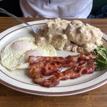 Bert's Cafe - Breakfast & Brunch Near Me - South Lake Tahoe, California Bert's Cafe - Breakfast & Brunch Near Me - South Lake Tahoe, California