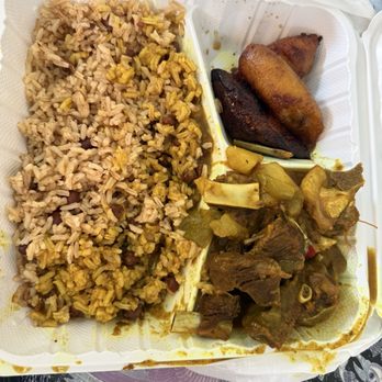 Island Delights Caribbean Restaurant - Curry Goat (Lunch, large) - Caribbean Near Me - Winchester, Virginia
