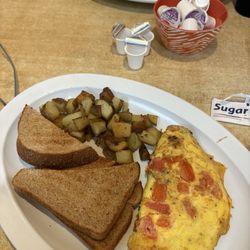 Main Street Restaurant - Cheese omelet with home fries
