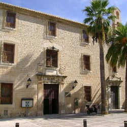 Centro Cultural Palacio de Villardompardo. Museo Internacional