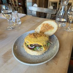 Taverne beim Olivenbauer - Dairy burger