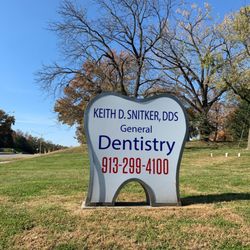 Keith D Snitker, DDS