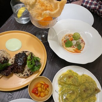 Five Acres - Lamb gyro, lobster three ways - Cocktail Bars Near Me - New York, New York Five Acres - Lamb gyro, lobster three ways - Cocktail Bars Near Me - New York, New York