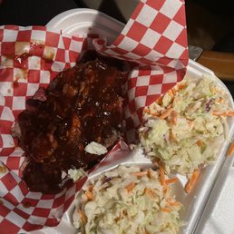 Brisket and pineapple coleslaw Brisket and pineapple coleslaw