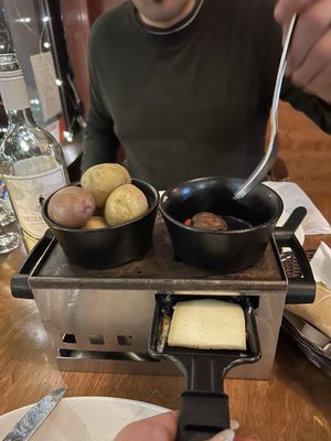 Restaurant La Raclette by null