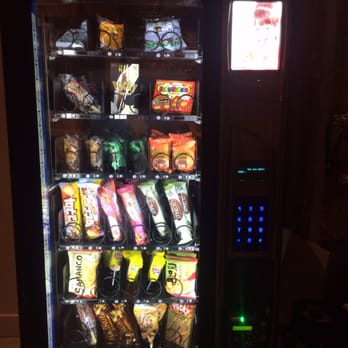 Itani Ramen - Vending machine for sweets/desserts on the go! - Ramen Near Me - Oakland, California