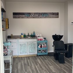 Shampoo and color bar