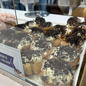 Beard Papa's - Desserts Near Me - Los Angeles, California Beard Papa's - Desserts Near Me - Los Angeles, California