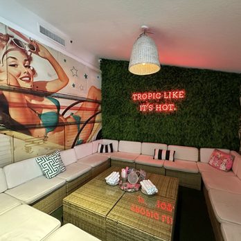 Throw Social - Delray Beach - Music Venues Near Me - Delray Beach, Florida Throw Social - Delray Beach - Music Venues Near Me - Delray Beach, Florida