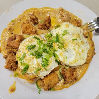 Grom - Biscuits n gravy - Sandwiches Near Me - Jacksonville Beach, Florida Grom - Biscuits n gravy - Sandwiches Near Me - Jacksonville Beach, Florida