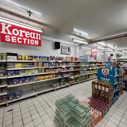 Johnny’s Supermarket