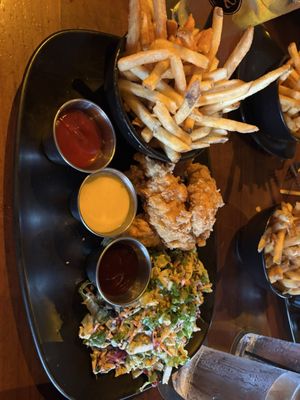 Tap 42 Craft Kitchen & Bar - Kendall by null