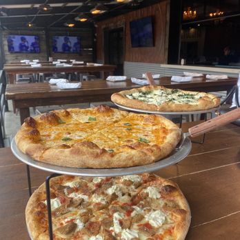 Side Street Dive - Pizza Near Me - Patchogue, New York