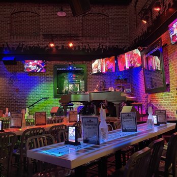 Bobby McKey's Dueling Piano Bar - Stage are - Music Venues Near Me - National Harbor, Maryland Bobby McKey's Dueling Piano Bar - Stage are - Music Venues Near Me - National Harbor, Maryland