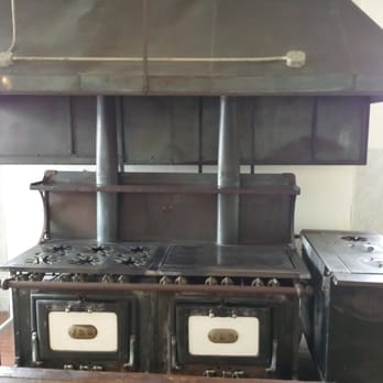 James J. Hill House - The stove in the basement kitchen - Landmarks & Historical Buildings Near Me - St. Paul, Minnesota James J. Hill House - The stove in the basement kitchen - Landmarks & Historical Buildings Near Me - St. Paul, Minnesota