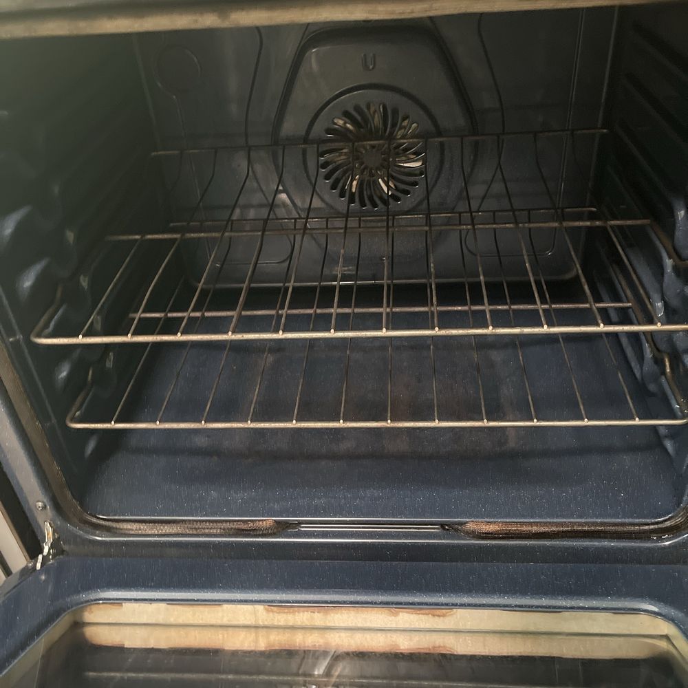 Oven was awful, looks new now! Oven was awful, looks new now!