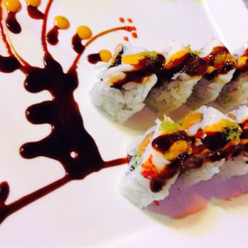Golden Pavilion - Another golden roll - Chinese Near Me - Bowie, Maryland