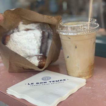 Le Bon Temps - Vanilla coffee - Bakeries Near Me - Dallas, Texas Le Bon Temps - Vanilla coffee - Bakeries Near Me - Dallas, Texas