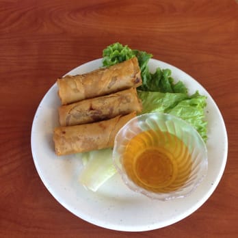 Lee's Bakery - Veggie egg rolls - Vietnamese Near Me - Atlanta, Georgia Lee's Bakery - Veggie egg rolls - Vietnamese Near Me - Atlanta, Georgia