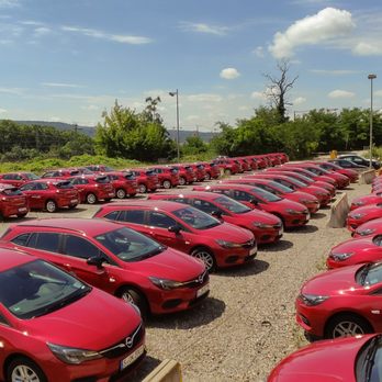 stadtmobil carsharing AG - Wir möchten möglichst vielen Menschen in der Region Stuttgart moderne, flexible, umweltschonende und preisgünstige Mobilität ermöglichen. - Car Share Services Near Me - Stuttgart, BW stadtmobil carsharing AG - Wir möchten möglichst vielen Menschen in der Region Stuttgart moderne, flexible, umweltschonende und preisgünstige Mobilität ermöglichen. - Car Share Services Near Me - Stuttgart, BW