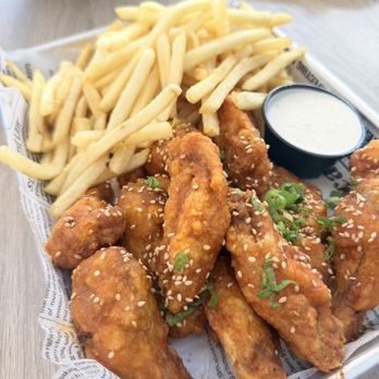 District Pour & Provisions - Burgers Near Me - Westminster, Colorado District Pour & Provisions - Burgers Near Me - Westminster, Colorado