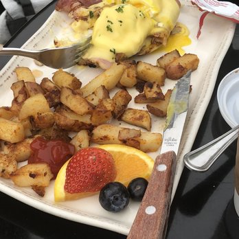 Egg - Eggs Benedict. - Breakfast & Brunch Near Me - Rehoboth Beach, Delaware