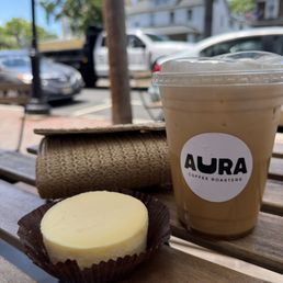 Caramelized Banana Iced Latte and Gluten Free Cheesecake Caramelized Banana Iced Latte and Gluten Free Cheesecake