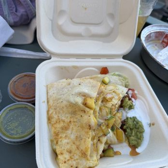 Oakland-Alameda County Coliseum - Food truck shrimp quesadilla - Stadiums & Arenas Near Me - Oakland, California Oakland-Alameda County Coliseum - Food truck shrimp quesadilla - Stadiums & Arenas Near Me - Oakland, California