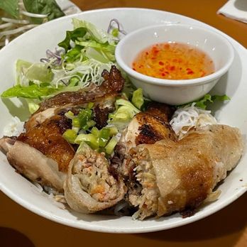 Song Huong Vietnamese - Bun ga cha gio ($14.25) - Vietnamese Near Me - Vancouver, British Columbia Song Huong Vietnamese - Bun ga cha gio ($14.25) - Vietnamese Near Me - Vancouver, British Columbia