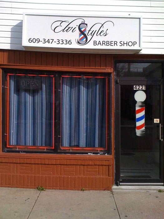 Arte's Barber Shop Logo