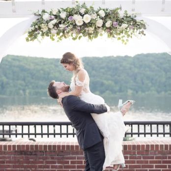 Tom's Greenhouses and Florist - Look at that magnificent arch of flowers done by Tom's Greenhouse - Florists Near Me - Goshen, New York Tom's Greenhouses and Florist - Look at that magnificent arch of flowers done by Tom's Greenhouse - Florists Near Me - Goshen, New York